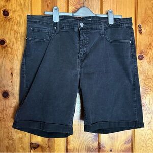 Levi’s Cuffed Bermuda Shorts
